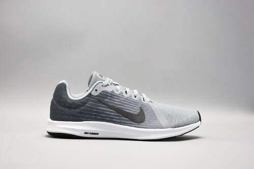 Dámské Běžecké boty Nike WMNS DOWNSHIFTER 8 WOLF GREY/MTLC ... Dámské Běžecké boty Nike WMNS DOWNSHIFTER 8 WOLF GREY/MTLC ...